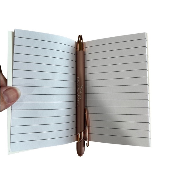 You’re Amazing Appreciation Gift Set Book and Engraved Pen - Picture 5 of 8